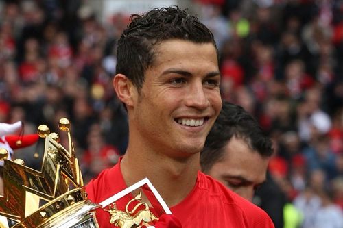 Ronaldo cần 135 bàn thắng để san bằng kỷ lục ở Man United