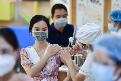 TP.HCM sẽ tiêm đủ 2 mũi vaccine Covid-19 cho giáo viên trước 20/11