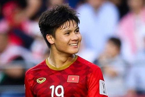 Quang Hải - chuyên gia săn bàn trước những ông lớn châu Á