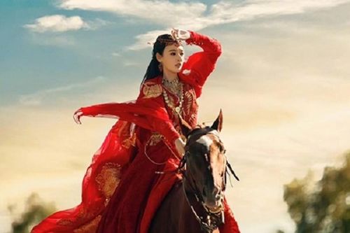 'Thành Cát Tư Hãn phiên bản nữ' mỹ nhân này gây điên đảo cả vương triều
