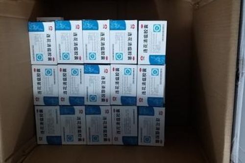 Choáng với kho hàng 'khủng' tàng trữ hàng nghìn sản phẩm y tế Trung Quốc trái phép