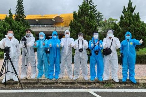 Nhiều nhà báo tham gia tác nghiệp ở Sân bay Liên Khương - Đức Trọng sẽ cách ly tại nhà