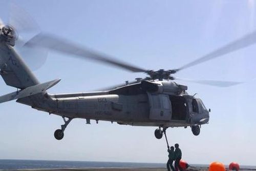 Điều tra thảm kịch trực thăng MH-60S của hải quân Mỹ rơi ngoài khơi