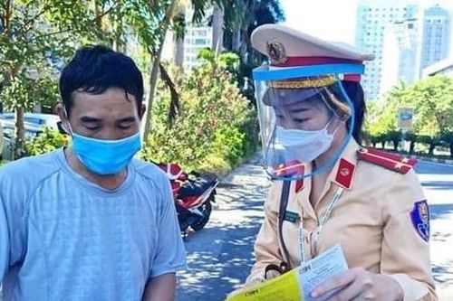 Quán ở TP Sóc Trăng được mở cửa đón khách, TP Vinh đề xuất tiếp tục 'ai ở đâu, ở yên đó'
