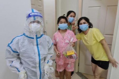 Cả nhà khỏi bệnh Covid-19, F0 TP.HCM viết thư cảm ơn bác sĩ