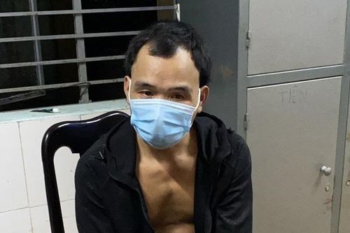 Gã trai tông chốt kiểm soát dịch, đánh công an ở Đà Nẵng