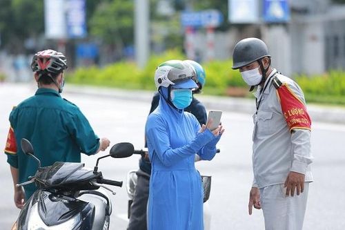 Đà Nẵng trong ngày đầu nới lỏng, chuyển trạng thái chống dịch mới