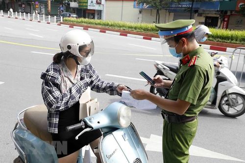 Công an Hà Nội thông tin chính thức việc cấp Giấy đi đường tại vùng 1