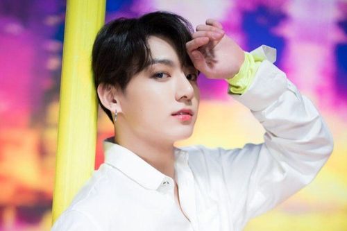 Jungkook (BTS) chiếm trọn Twitter của 208 quốc gia, trở thành idol đầu tiên lập kỷ lục này