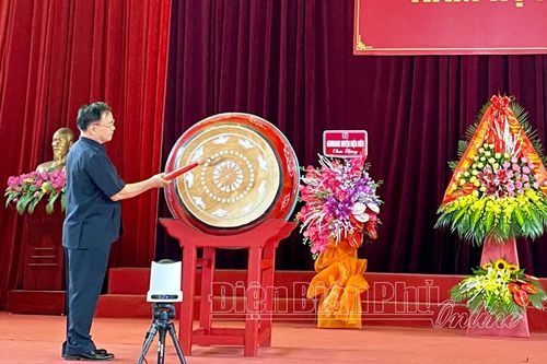 Học sinh toàn tỉnh dự khai giảng năm học 2021 - 2022