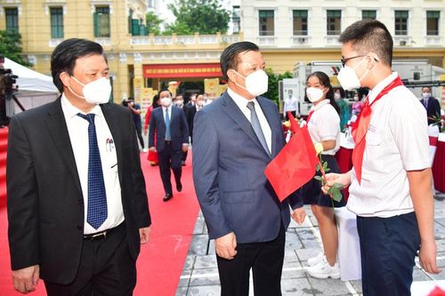 Lễ khai giảng chưa có tiền lệ, ấn tượng khó quên với hàng triệu học sinh
