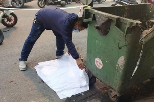 Thi thể bé trai sơ sinh trong thùng rác