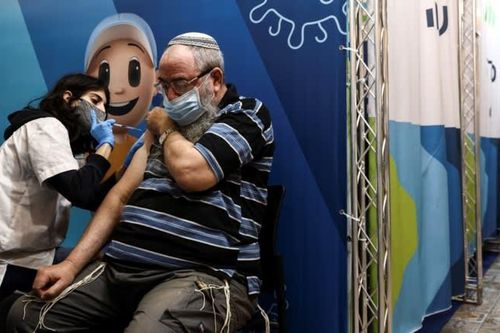Quyết sống chung với Covid-19, châu Á dõi theo 'tấm gương' từ Israel
