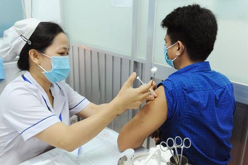 Long An yêu cầu hoàn thành tiêm mũi 1 vaccine phòng COVID-19 trước 13/9