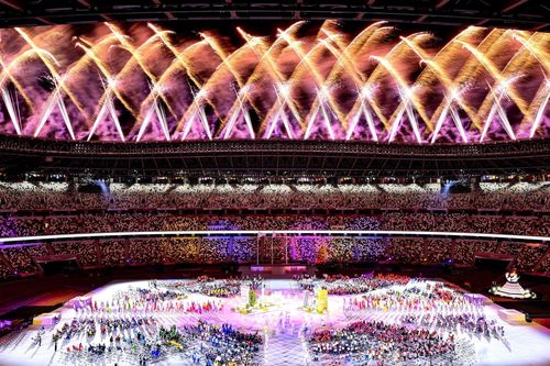 Rực rỡ sắc màu lễ bế mạc Paralympic Tokyo 2020