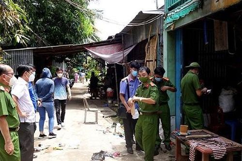 Truy tìm nghi phạm ghen tuông phóng hỏa giết người
