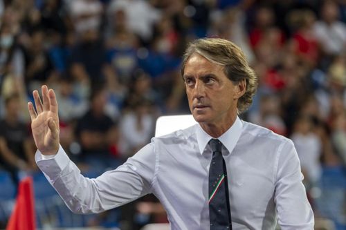 Tuyển Italy đá đâu hỏng đó, HLV Mancini hết nhã nhặn nổi