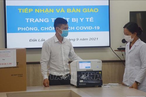 Đắk Lắk tiếp nhận trang thiết bị y tế hiện đại hỗ trợ phòng, chống dịch COVID-19