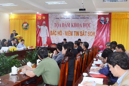 Tạo bước chuyển biến tích cực, mạnh mẽ trong học tập, làm theo tư tưởng, đạo đức, phong cách Hồ Chí Minh và thực hiện nêu gương của cán bộ, đảng viên, nhất là người đứng đầu