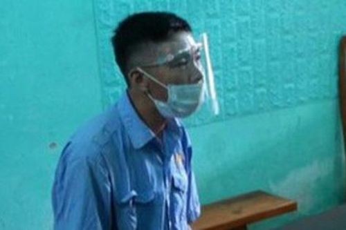 Bực thái độ của vợ, chồng trẻ dùng dao để 'nói chuyện' rồi bỏ trốn