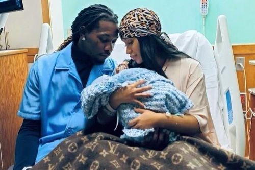Cardi B sinh con thứ hai