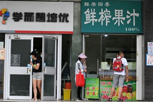Trào lưu 'bố mẹ gà' vào tầm ngắm của giới chức Trung Quốc