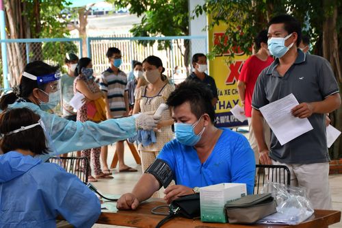 Đồng Nai: Tăng tốc tiêm chủng để mở 'không gian' cho 'công dân vaccine'