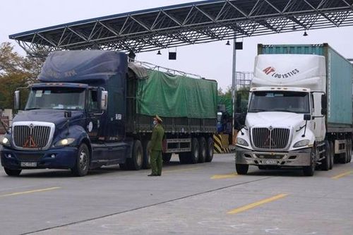 Giải quyết kịp thời các vấn đề liên quan đến vận tải, lưu thông hàng hóa