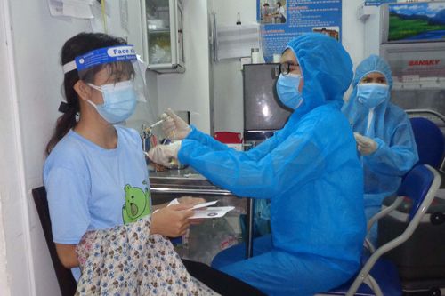 Khánh Hòa tiếp tục tiêm 150 nghìn liều vaccine Vero Cell