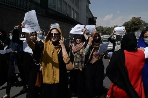 Afghanistan: Taliban ra thông báo liên quan chính phủ mới, cảnh cáo người biểu tình, Indonesia nêu quan điểm