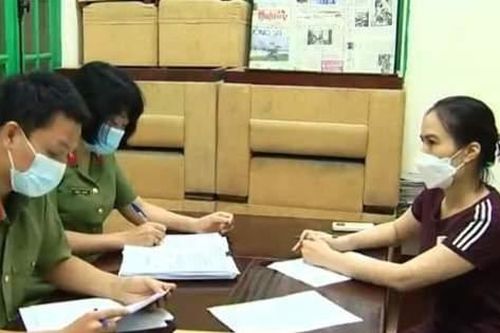 Chuyên viên cấp thẻ 'luồng xanh' bị khởi tố, các lãnh đạo Vụ Vận tải bị kiểm điểm thế nào?