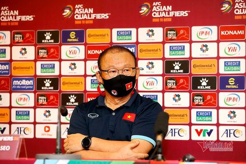 HLV Park Hang Seo: 'Trình độ tuyển Việt Nam không thua Australia...'