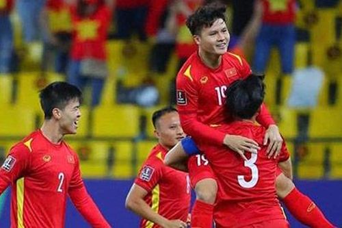 ĐT Việt Nam: Không yêu cũng đừng nói lời cay đắng