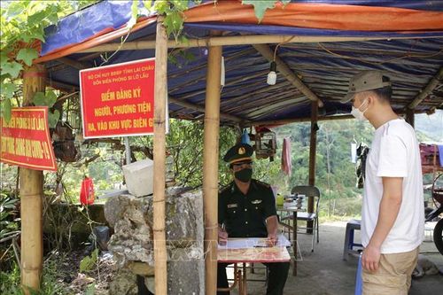 Lai Châu: Kiểm soát chặt chẽ đường mòn, lối mở phòng, chống dịch COVID-19