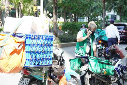 TP Hồ Chí Minh: Shipper vẫn được xét nghiệm nhanh miễn phí đến ngày 15/9