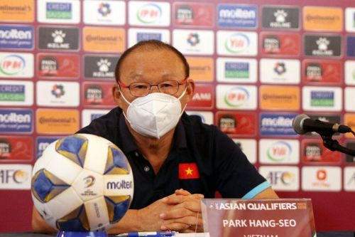 HLV Park Hang Seo: 'Tôi tôn trọng quyết định của trọng tài'
