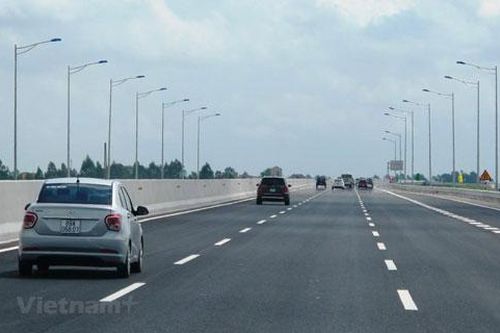 Đề xuất 8 dự án cao tốc Bắc - Nam thu phí tối đa 1.500 đồng/km