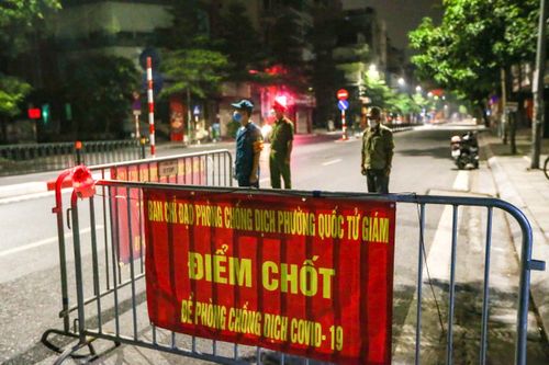 Bí thư Hà Nội: 'An toàn đến đâu, mở đến đó'