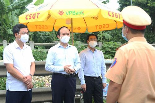 Kiểm soát dịch bệnh nhưng không để đứt gãy chuỗi cung ứng, dịch vụ thiết yếu