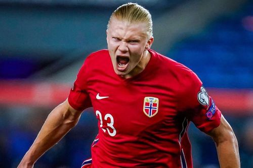 Haaland lập hat-trick giúp Na Uy bám đuổi Hà Lan