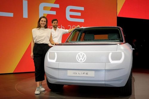 Volkswagen ra mắt mẫu ôtô điện hướng đến giới trẻ