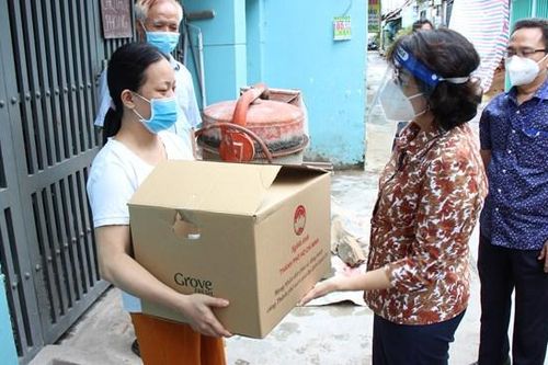 Thủ tướng hoan nghênh chương trình Triệu phần quà Đại đoàn kết tiếp sức miền Nam vượt qua dịch