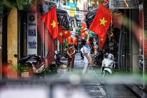 Treo Quốc kỳ đúng cách, trang nghiêm