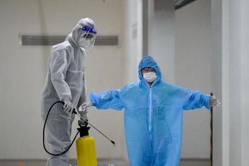 TPHCM: 13 trẻ tử vong, hàng trăm em mồ côi vì dịch COVID-19