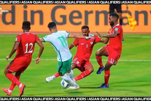 Video pha đánh gót kiến tạo điệu nghệ giúp Saudi Arabia hạ Oman