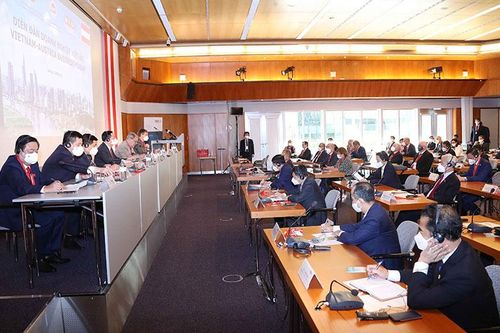 Cần rút ngắn khoảng cách về công nghệ sinh học so với thế giơíTin khácNgành giáo dục tận dụng thời gian 'vàng' để dạy họcĐảm bảo chất lượng thuốc, đáp ứng nhu cầu chăm sóc sức khỏe Nhân dân
