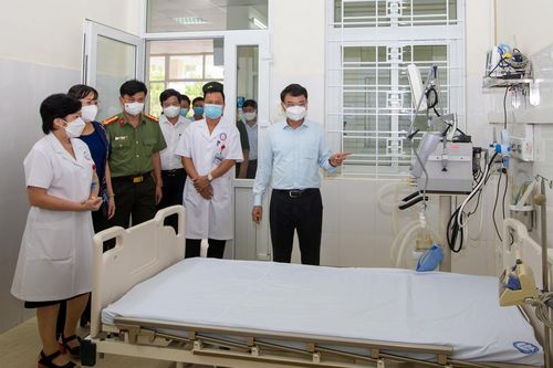 Thường trực Tỉnh ủy kiểm tra công tác tổ chức và thực hiện các biện pháp phòng, chống dịch Covid -19