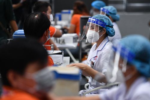 Hà Nội triển khai tiêm vaccine cho 8 nhóm đối tượng
