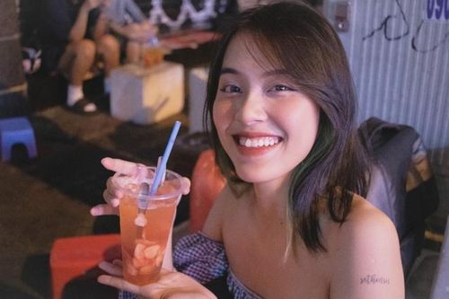 Quán ăn ở TP.HCM bán trở lại nhưng hàng quen đóng cửa, phí ship đắt đỏ