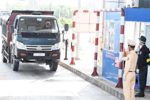 Trà Vinh nới lỏng giãn cách, cho phép quán ăn bán mang đi
